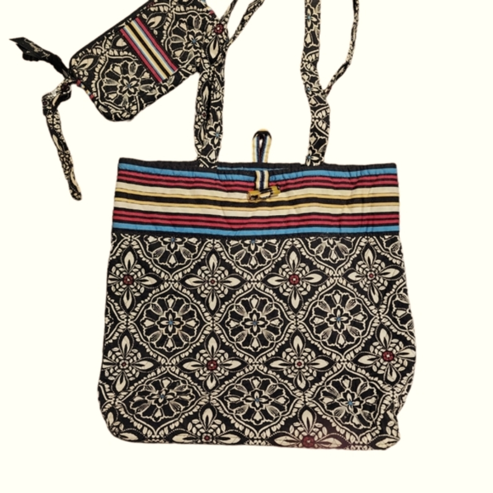 Vintage Vera Bradley Tote with Matching Wrislet Wallet. Pre-loved.